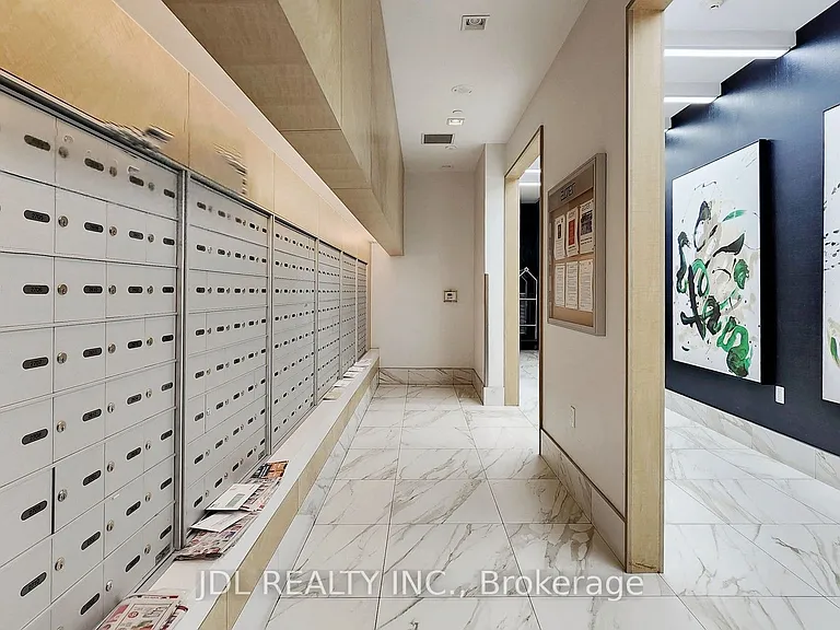 89 McGill St #2404 — Photo 21