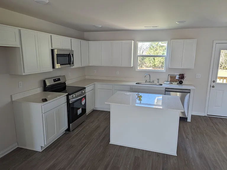 3151 White Ash St — Photo 6