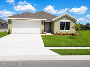 1048 Soleway Ave NW, Palm Bay, FL 32907