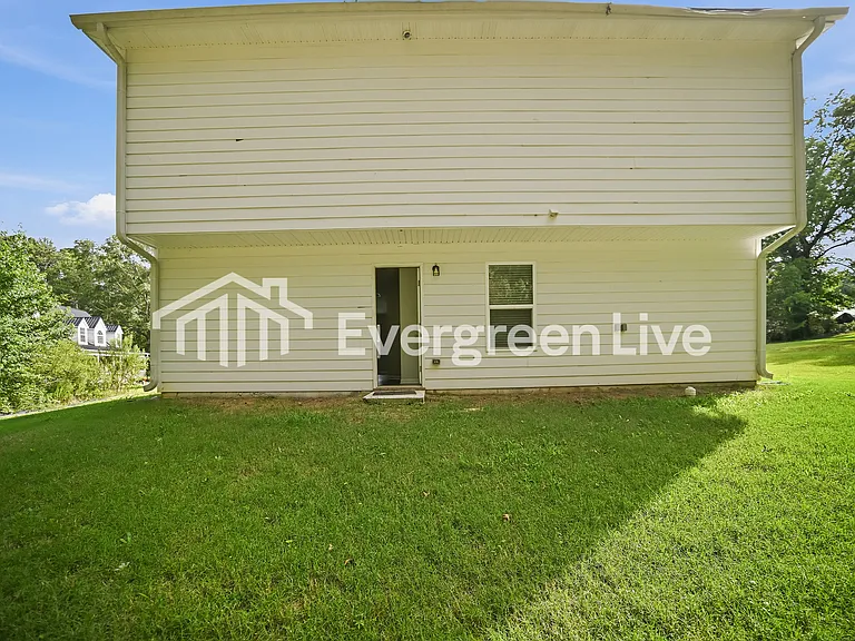 131 Longleaf Dr — Photo 13