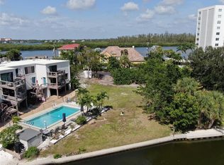 9238 Midnight Pass Rd #60, Sarasota, FL 34242