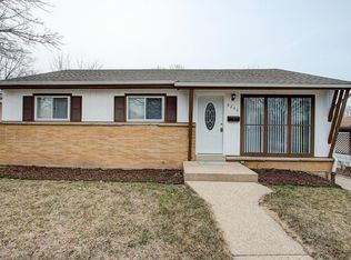 8240 W Lancaster Ave, Milwaukee, WI