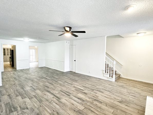 2121 NW 117th St