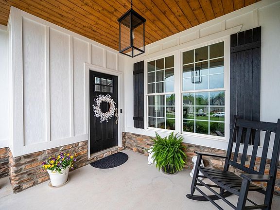 2nd image of 1205 Bradford Crossing Pl