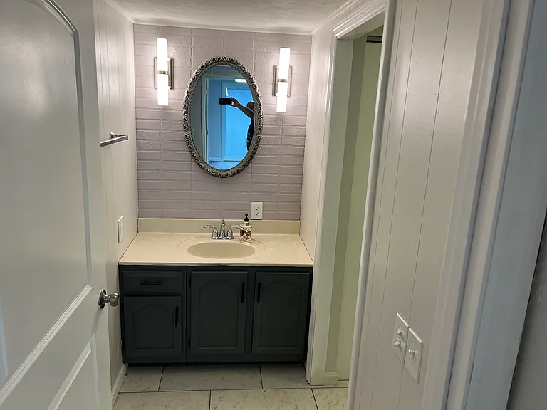 500 Webb Cir — Photo 3