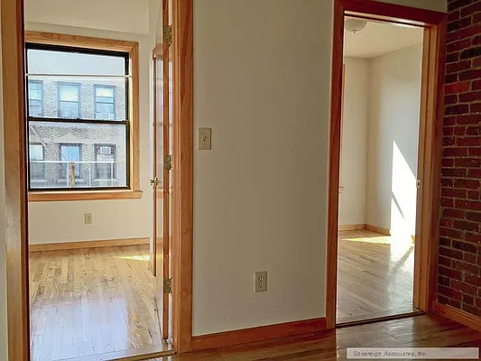 Rented by Sovereign Associates | media 23