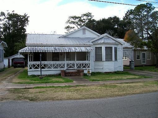 1st image of 110 N Knoll Ave