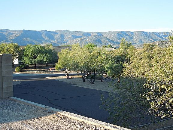 5th image of 541 S Longhorn Dr