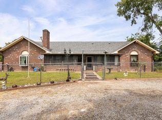 1645 County Road 390, Holts Summit, MO 65043