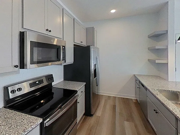 1A-1460-Grant-Apts-Kitchen 1A-1460-Grant-Apts-Kitchen