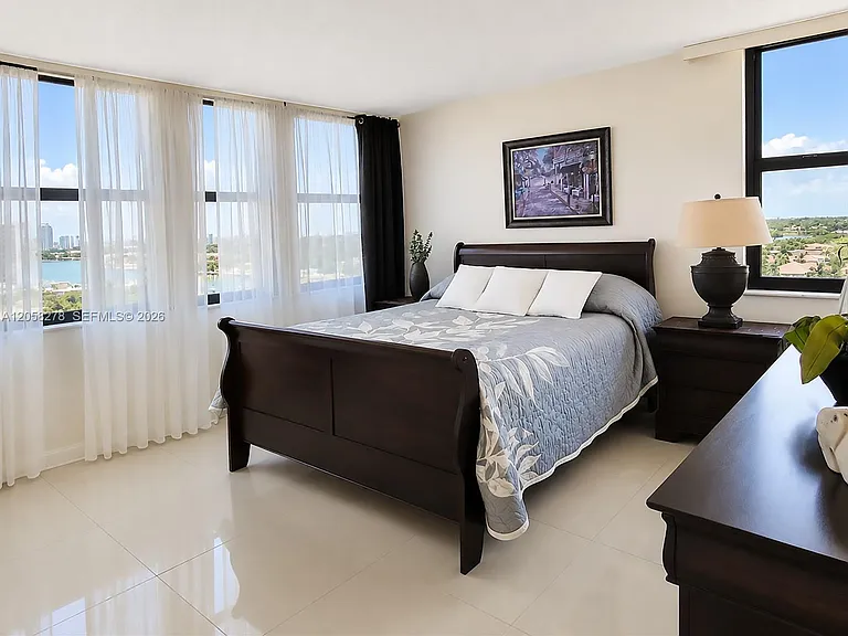 2401 S Ocean Dr #1007 — Photo 23