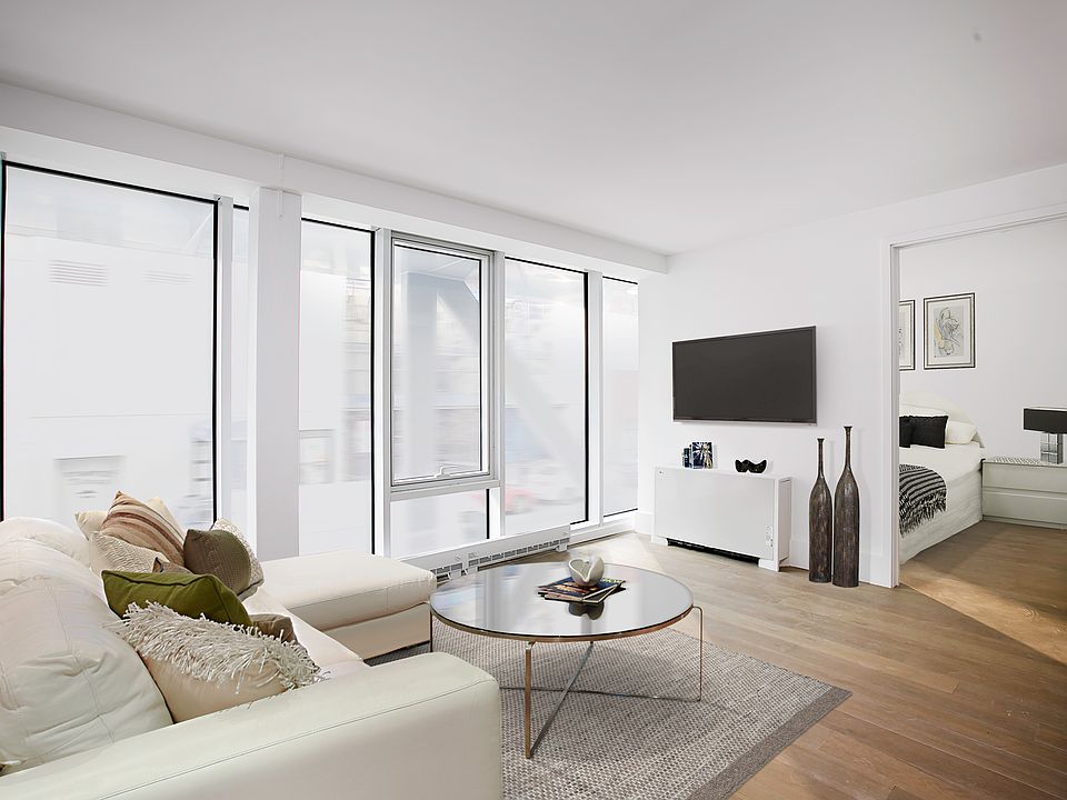 1st image of 100 Norfolk St #2A