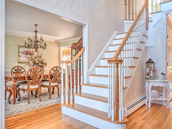 3rd image of 53 Grasslands Cir