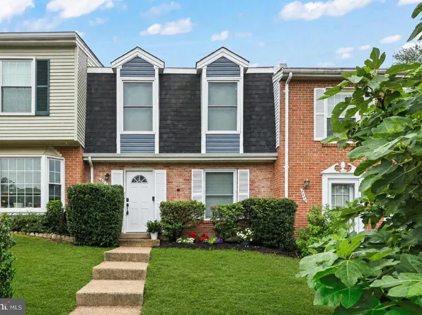 6426 Silver Ridge Cir, Alexandria, VA 22315