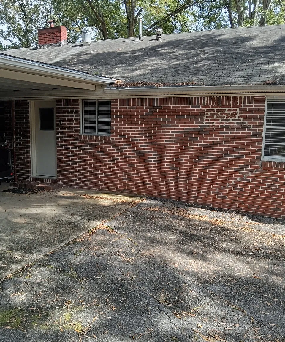 2 bed, 1000 sqft, $1,400 — Photo 2