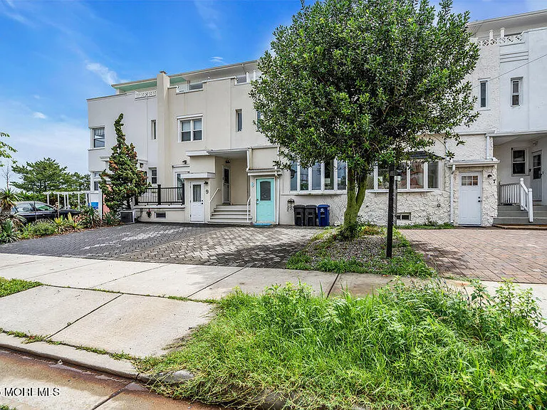 8 Deal Lake Ct — Photo 21
