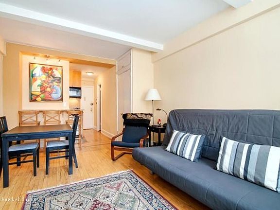 3rd image of 2681 Broadway #7R