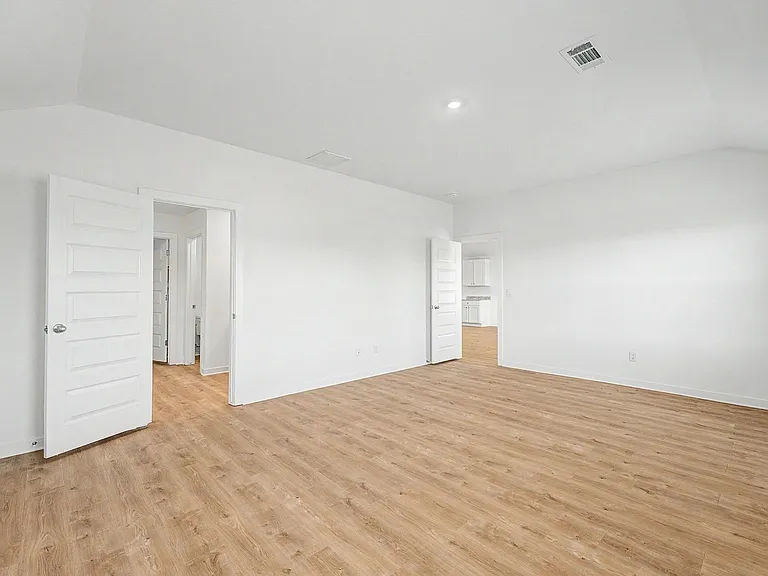 3101 Laredo Ln — Photo 17