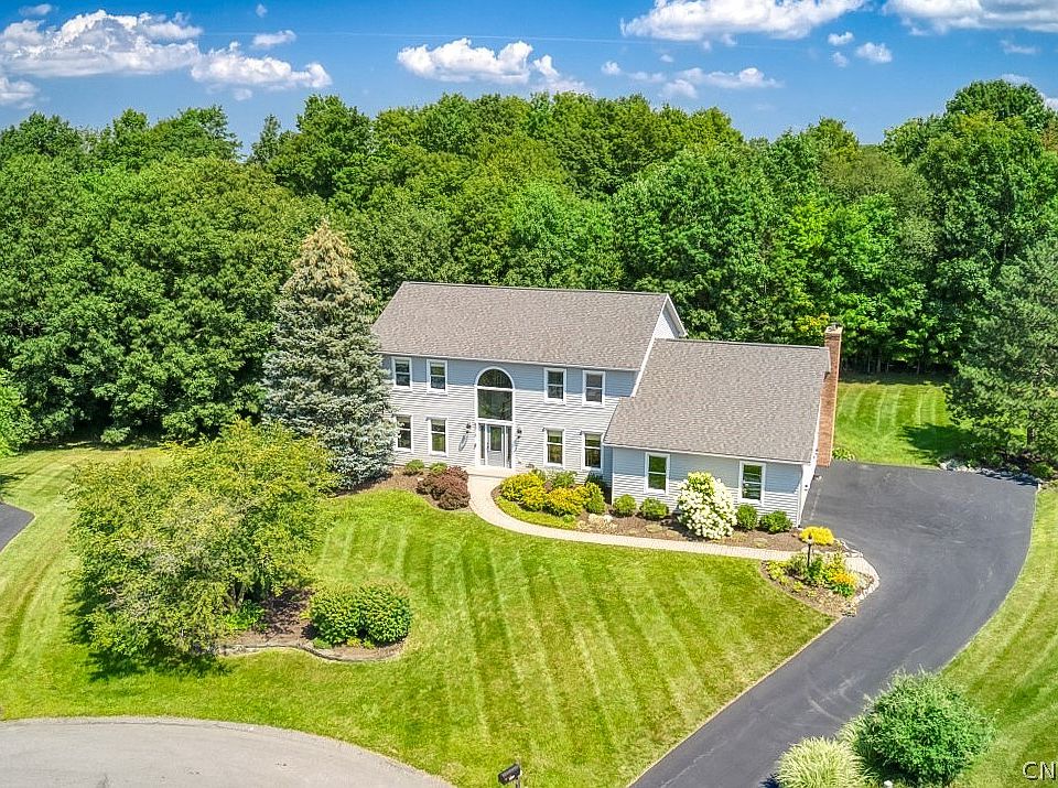 1st image of 8316 Creekcrest Cir