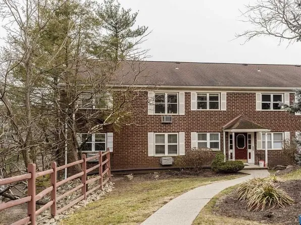 100 Pierson Miller Dr #31-F, Pompton Lakes, NJ 07442