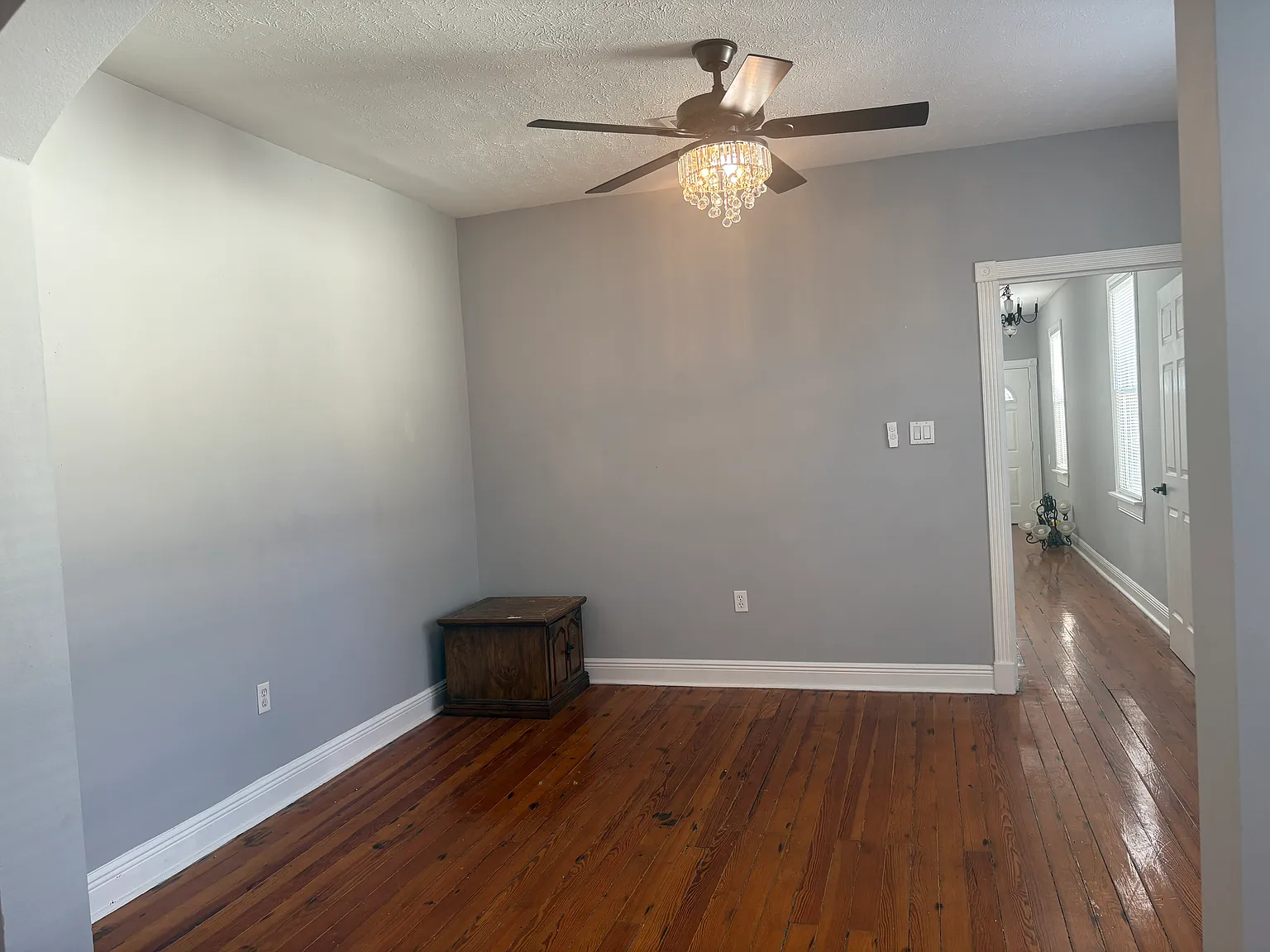 3 bed, 1100 sqft, $1,750 — Photo 4