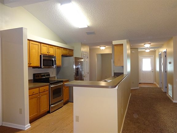 4th image of 8304 Rocky Creek Dr