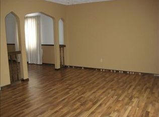 15222 Brookside Cir, Omaha, NE 68144