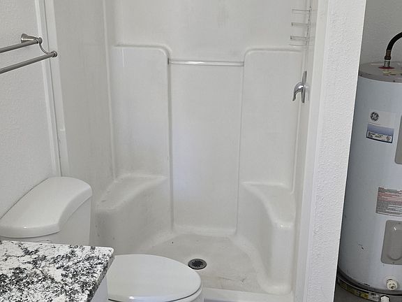 5th image of 1574 Aspen Springs Rd