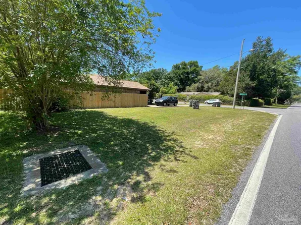 8400 Blk Carl Dean St, Pensacola, FL 32514