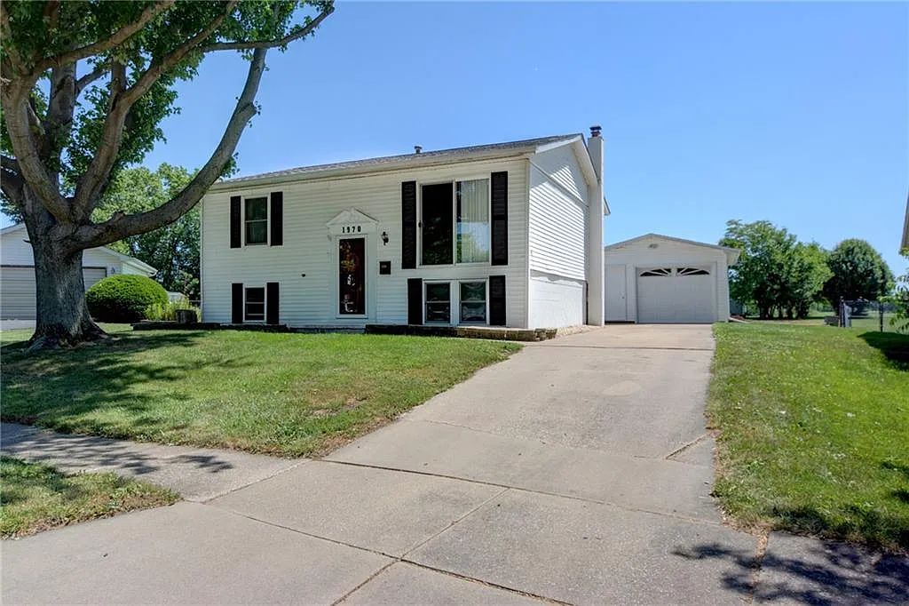 1970 King Arthur Dr photo 1