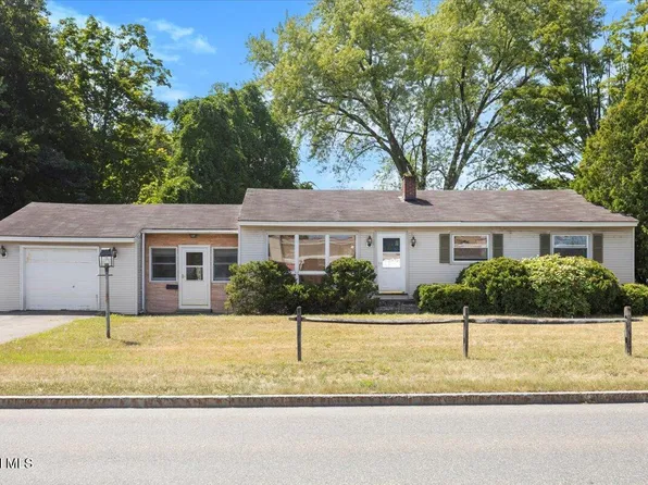 1 Thomas Street, Queensbury, NY 12804