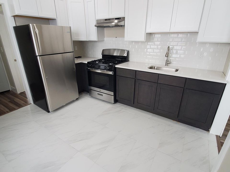 1st image of 27 N 12th St #2&3