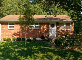 271 Granvil Dr, Louisville, KY 40218