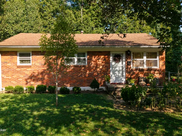 271 Granvil Dr, Louisville, KY 40218