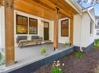 54 Walnut St, Saratoga Springs, NY 12866
