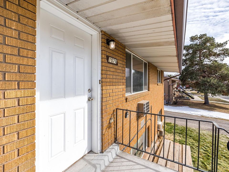 1st image of 1067 S Anne Cir