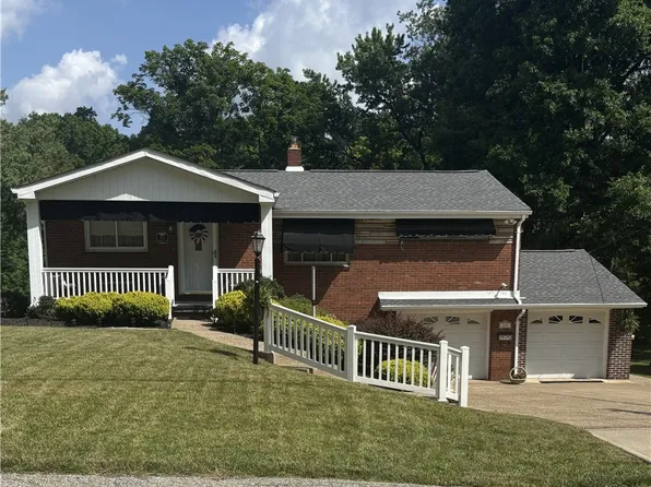 422 Woodrift Ln, Pittsburgh, PA 15236