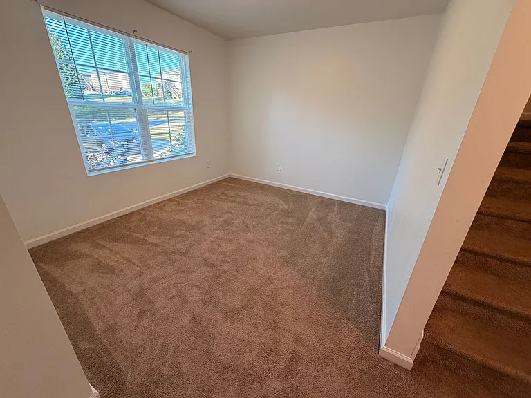 948 Brentwood Park Ln — Photo 11