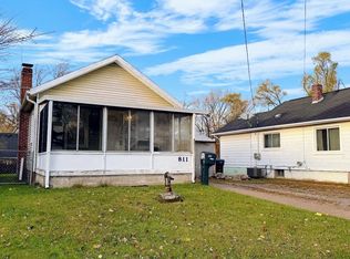 811 Young St, Ypsilanti, MI 48198