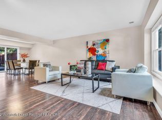 28 Forge Ct, Jackson, NJ