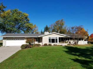 6326 Cherry St, Allenton, WI 53002