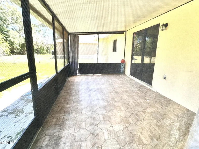 931 Commerce Rd SE — Photo 16