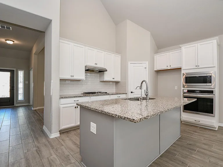 18331 Pedernales Springs Dr — Photo 7