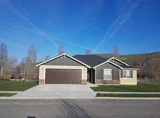 105 Snow Peak Blvd, Inkom, ID 83245