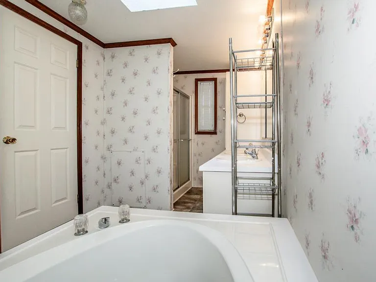 447 Kemp Rd — Photo 27
