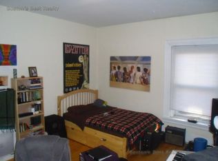 465 Park Dr APT 3, Boston, MA 02215