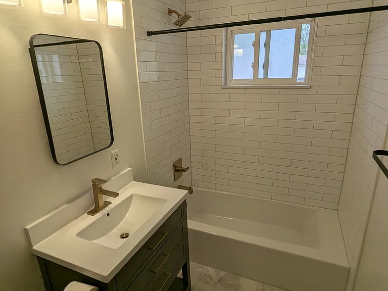 7070 Beacon Way — Photo 31