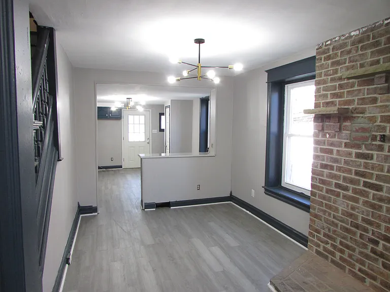 1769 Broadway — Photo 15