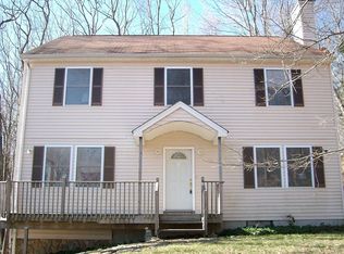 7 Cora Ln, Wilton, CT 06897