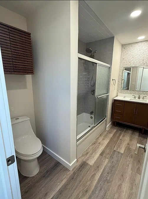 2 bed, $2,850 — Photo 3
